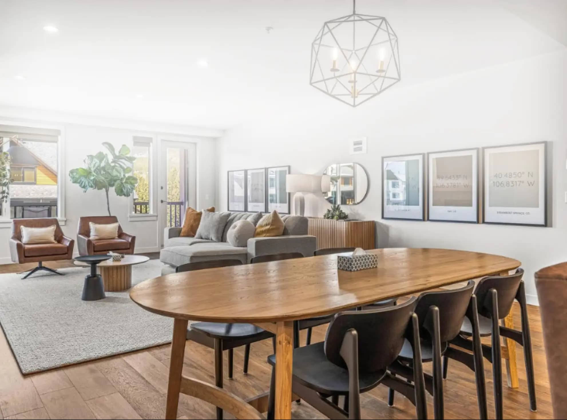 1650 sq ft 2BR Corner Condo 303